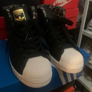 Adidas superstar up